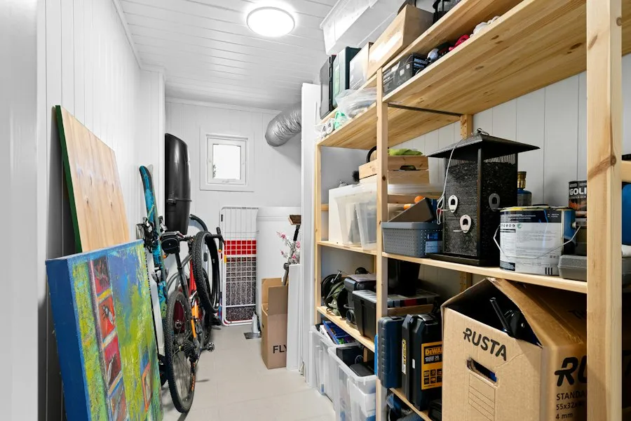 Photo storage space guide